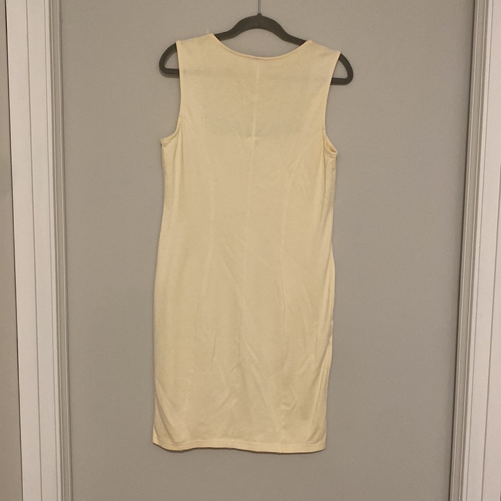 Venus Sleeveless Dress - Picture 3 of 4